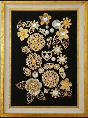 Custom Made Gold And Pearl Jewelry Art